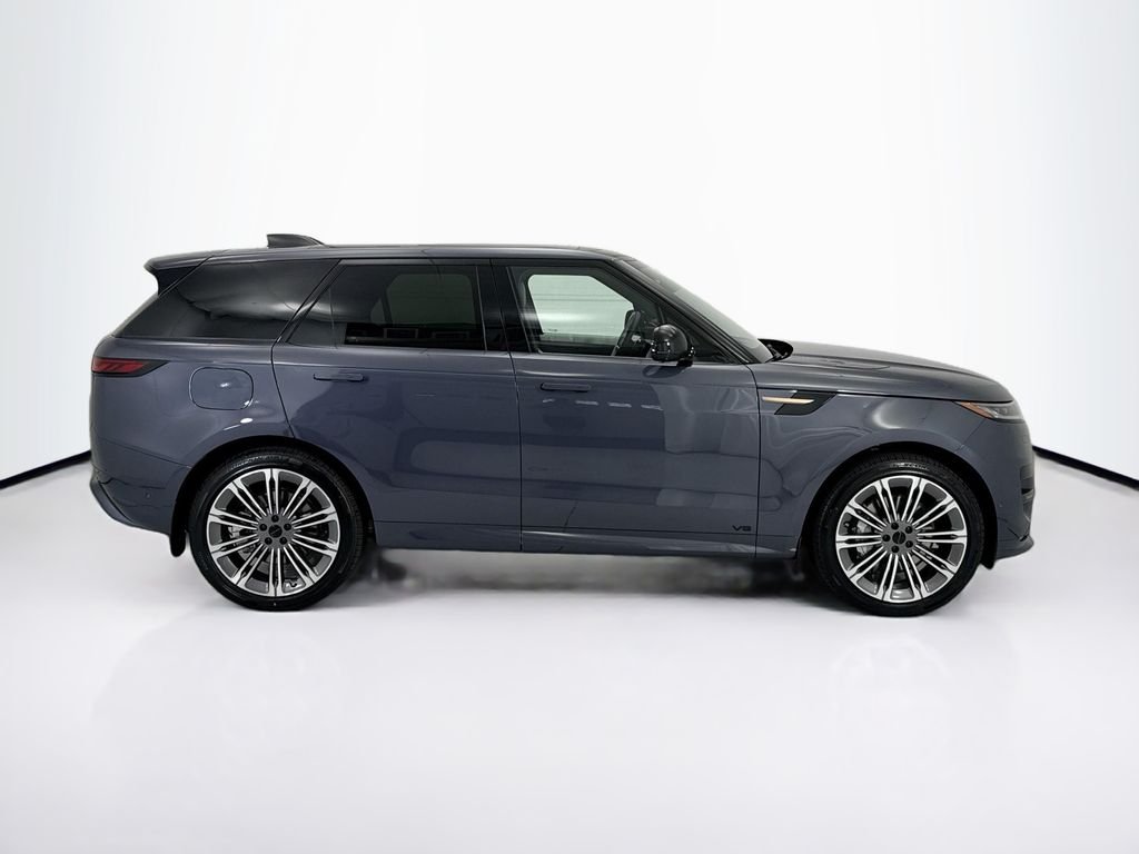 New 2026 Varesine Blue Land Rover Dynamic SE image 4
