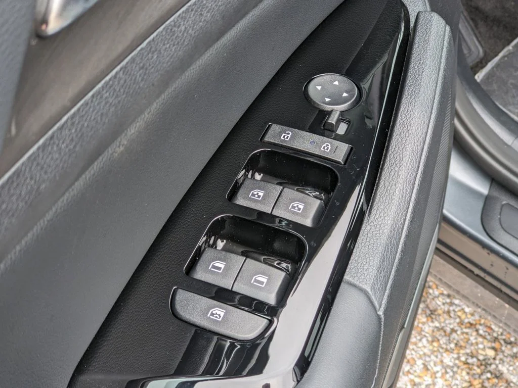 New 2024 Shadow Matte Gray Kia X-Line image 25