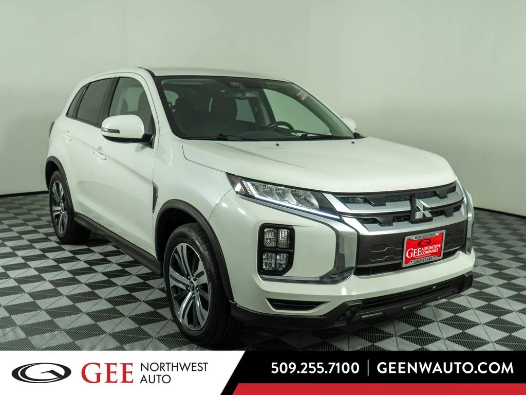 2021 Mitsubishi Outlander Sport 2.0 SE AWC CVT's photo