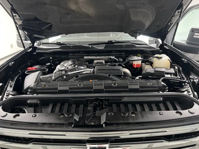 Used 2024 Black Chevrolet High Country image 59