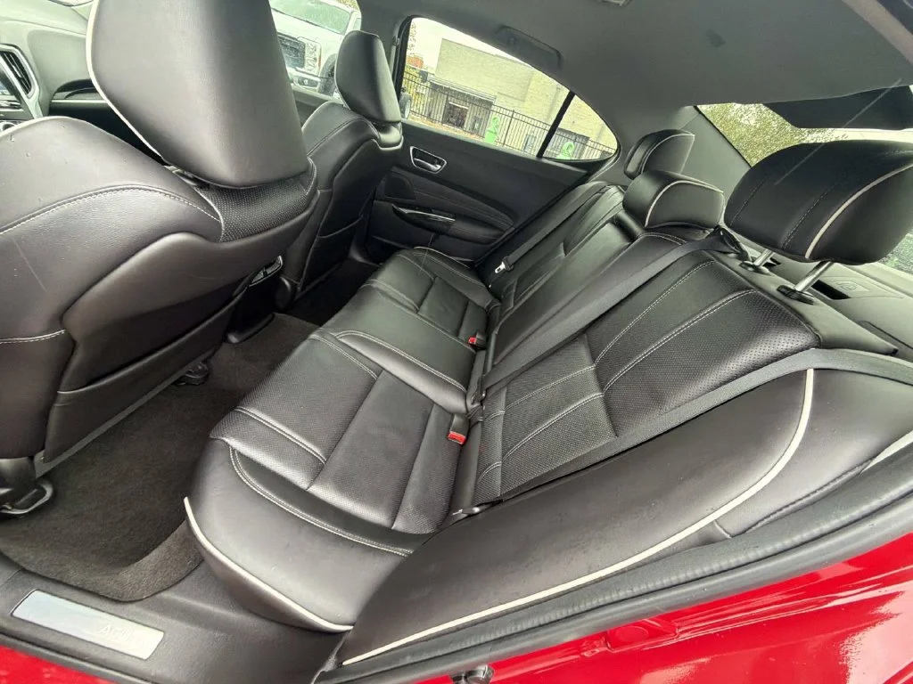 Used 2019  Acura 3.5L Technology Pkg image 27