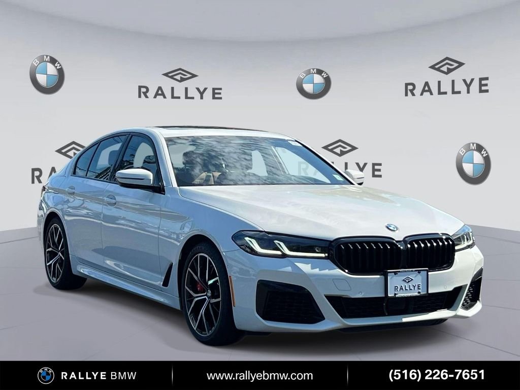 Certified Used 2023 Alpine White BMW 540i xDrive image 1
