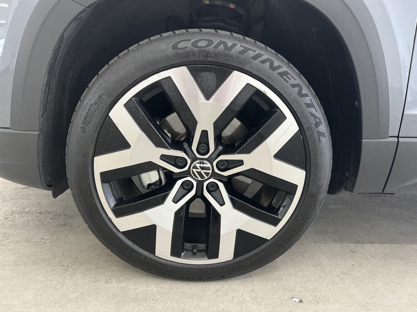 2022 Volkswagen Taos SEL - Photo 15
