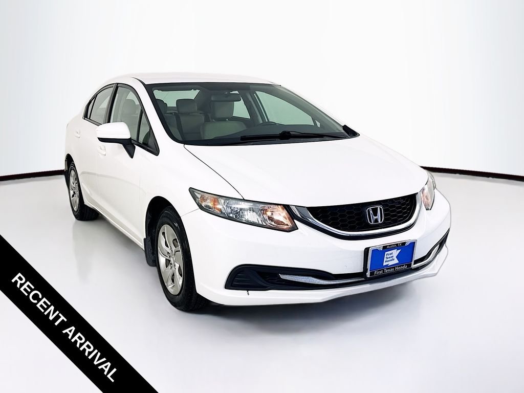 Used 2014 White Orchid Pearl Honda LX image 1