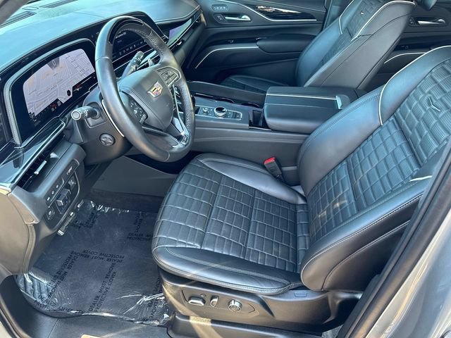 2023 Cadillac Escalade V-Series - Photo 22