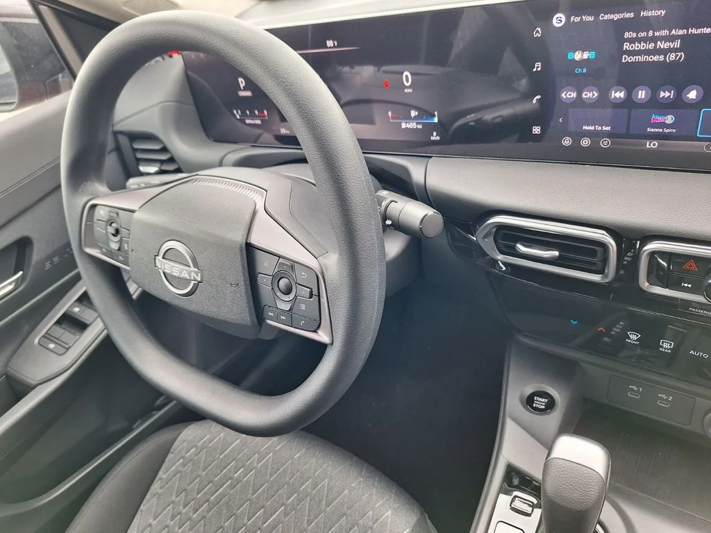 Used 2026 Scarlet Nissan SV image 31