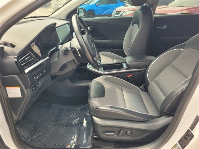2022 Kia Niro EX - Photo 3