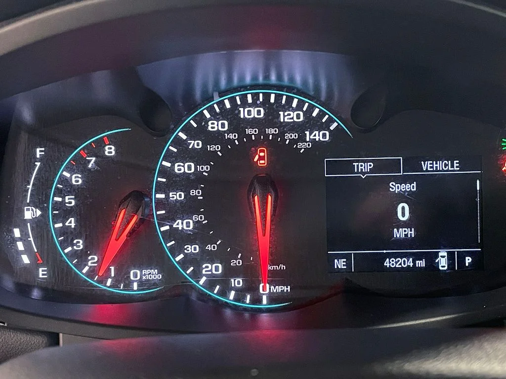 Used 2021 Gray Chevrolet LT image 28