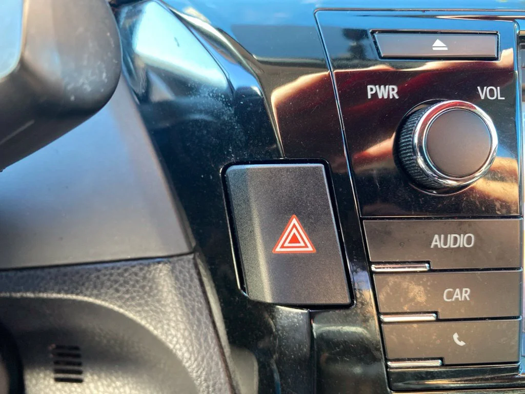 Used 2015  Toyota L image 21