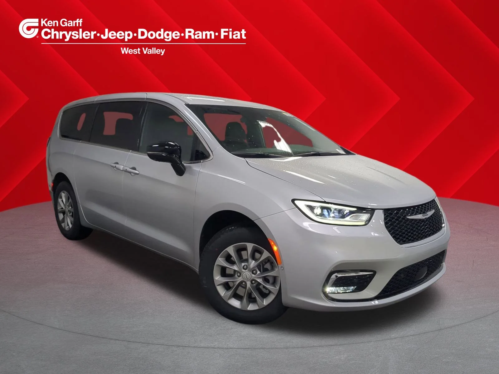 2026 Chrysler Pacifica Select AWD's photo