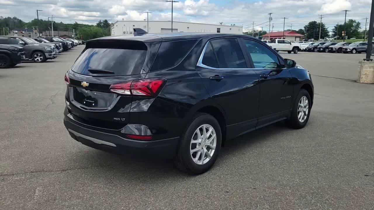 Used 2023 Mosaic Black Metallic Chevrolet LT image 8