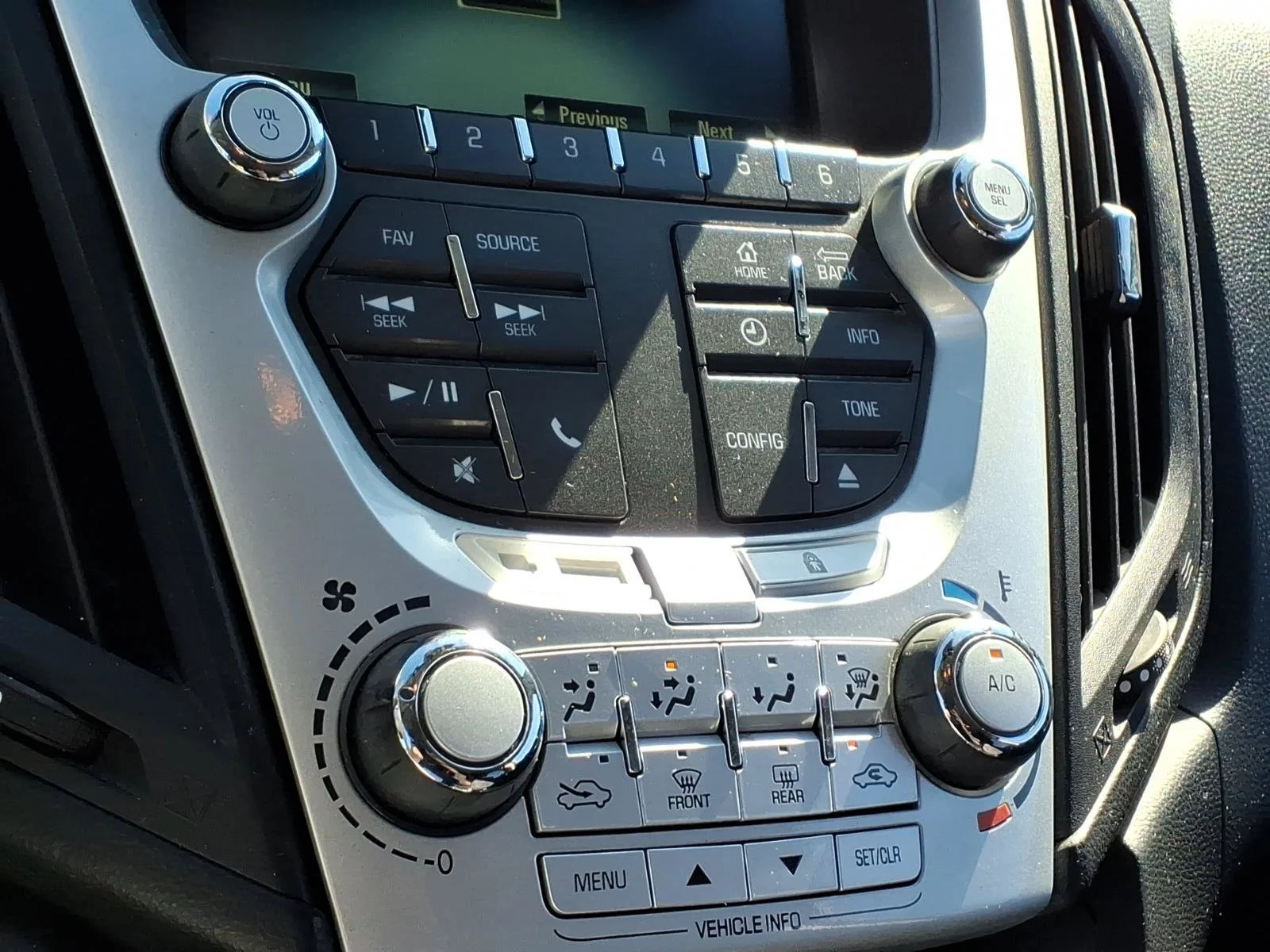 Used 2015 Blue Velvet Metallic Chevrolet LT image 13