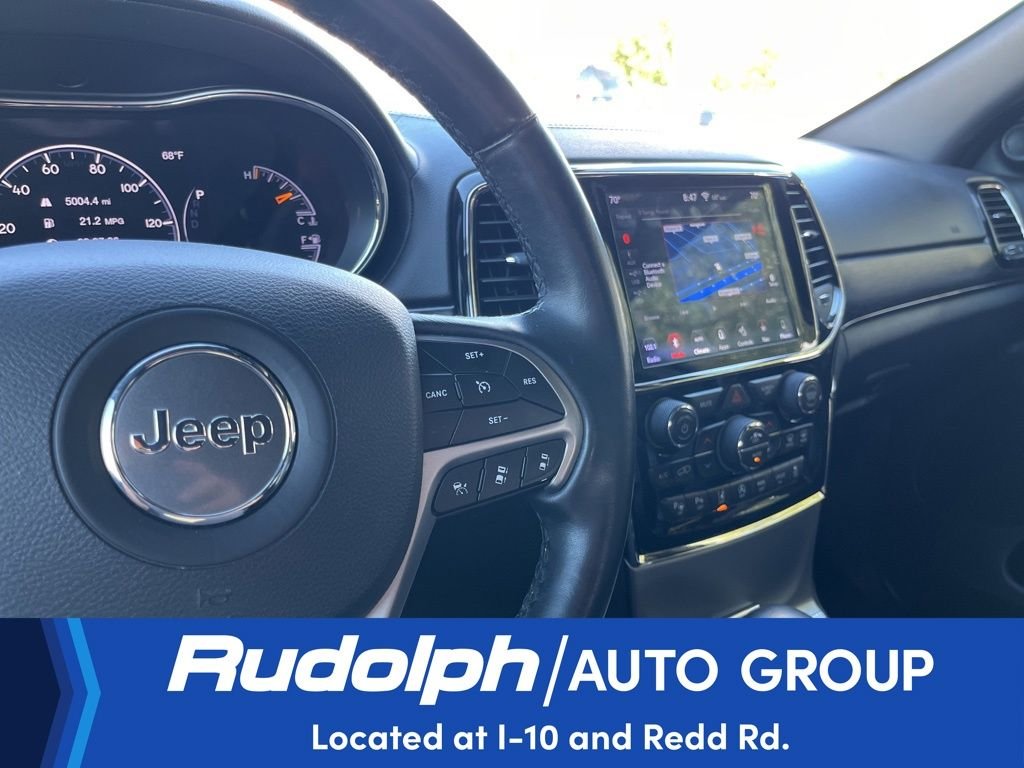 Used 2019 Silver Jeep Overland image 13