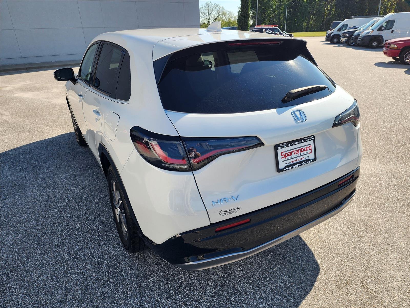 Used 2024 Platinum White Pearl Honda EX-L image 4