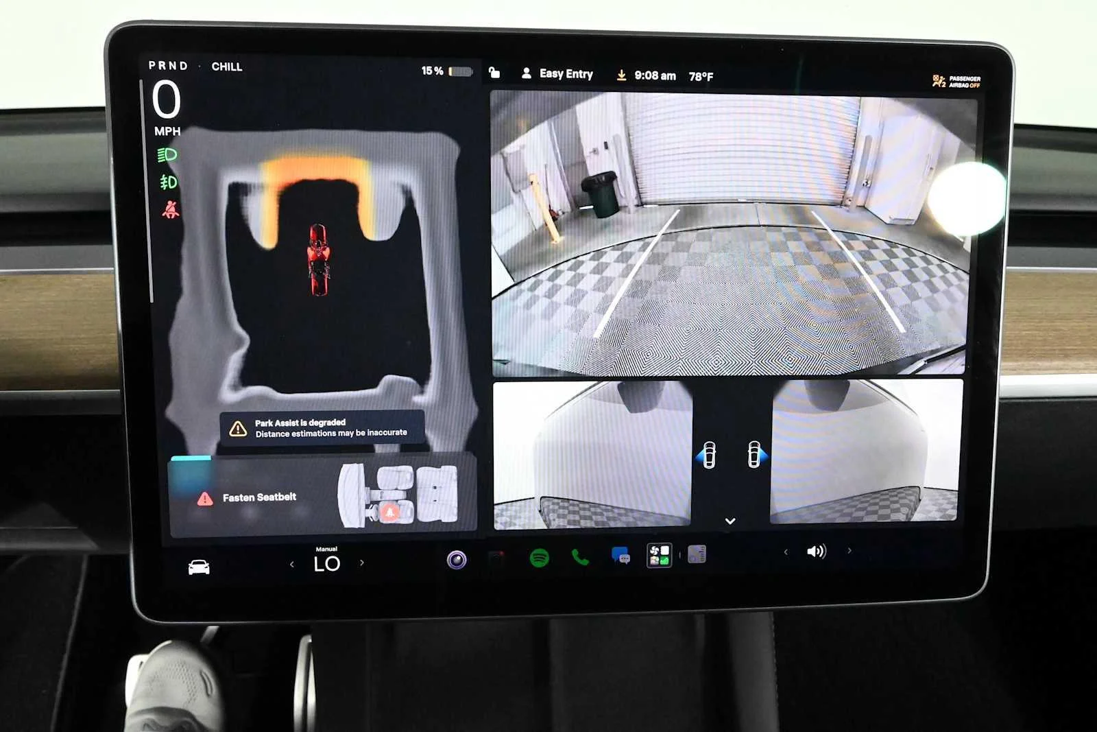 Used 2022  Tesla Performance image 6