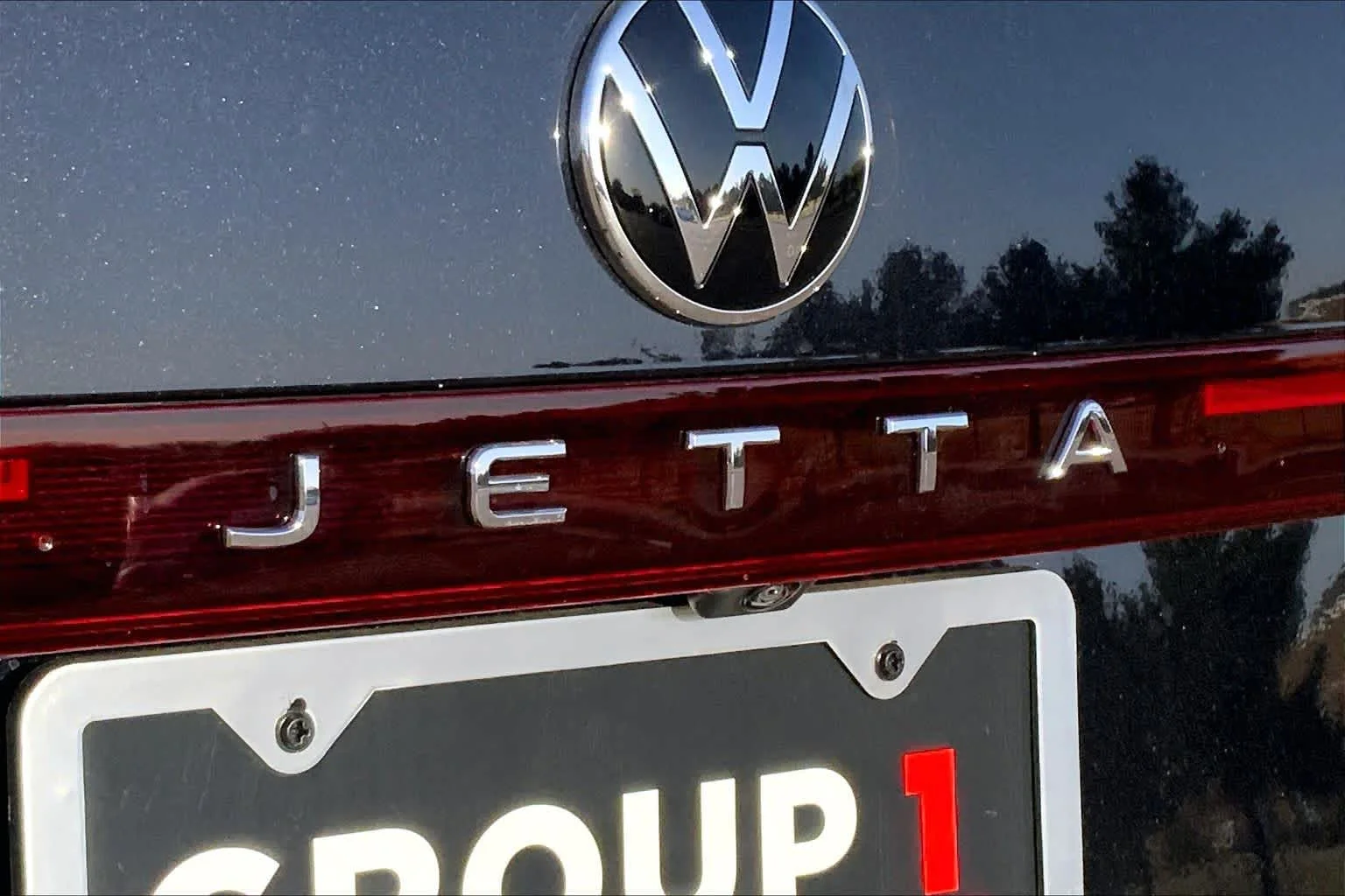 New 2026 Deep Black Pearl Volkswagen SE image 15