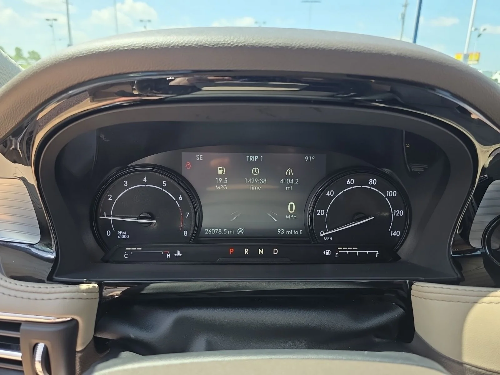 Used 2022 Smoke Metallic Lincoln Standard image 14