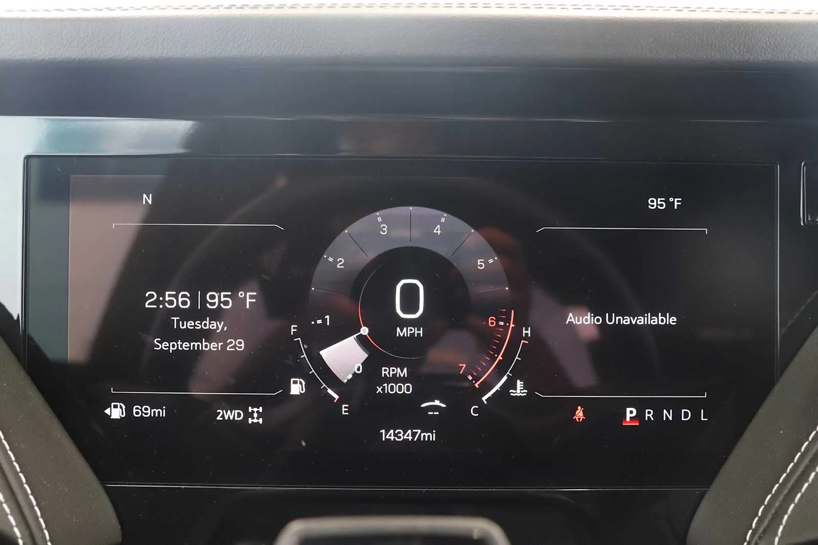 Used 2025 Onyx Black GMC AT4 Ultimate image 11