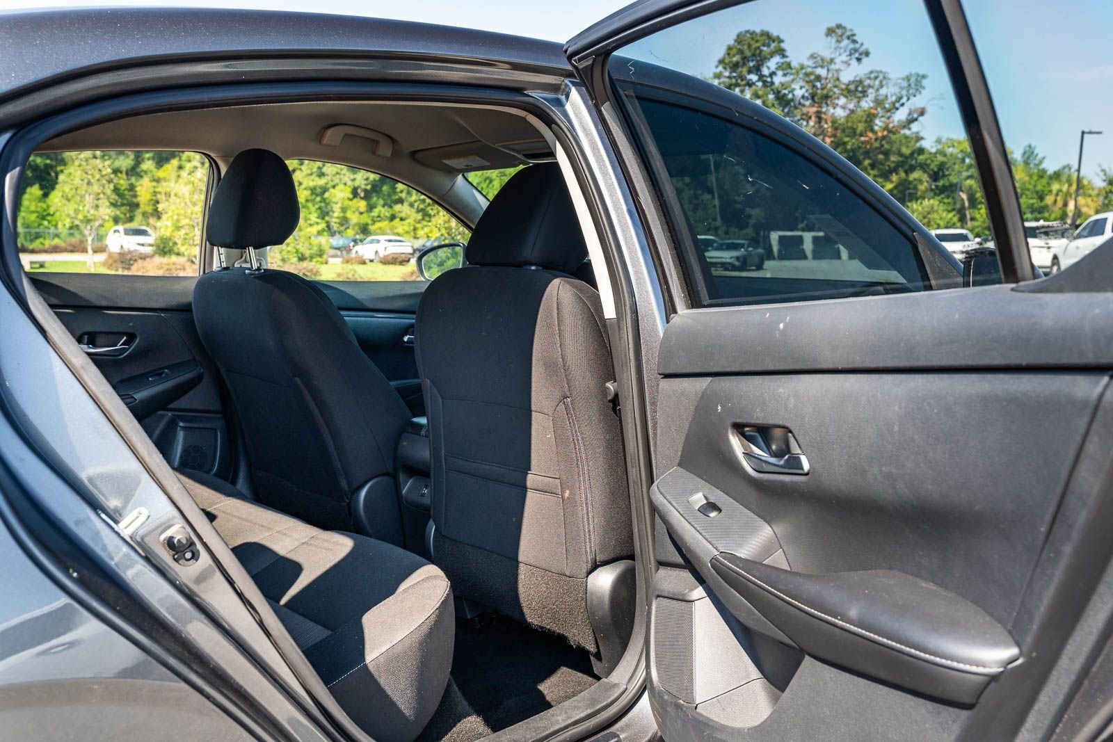 Used 2023 Gray Nissan SV image 13