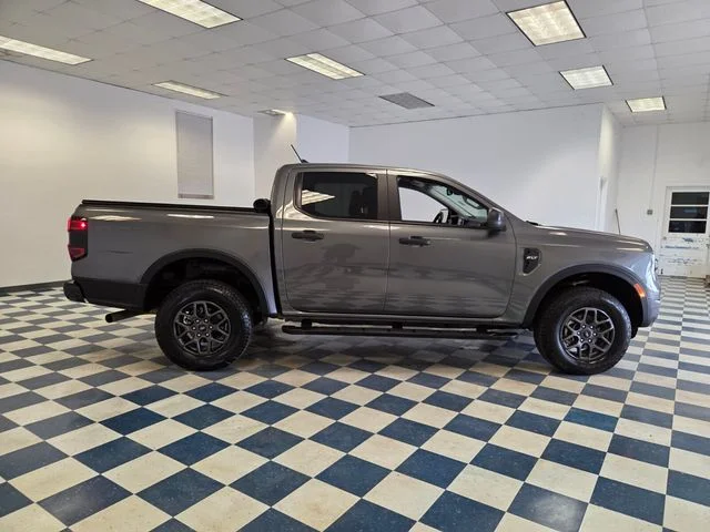 Used 2025 Gray Ford XLT image 8