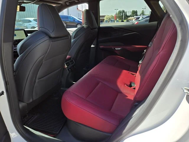 Used 2024 White Lexus 350 F Sport Handling image 13