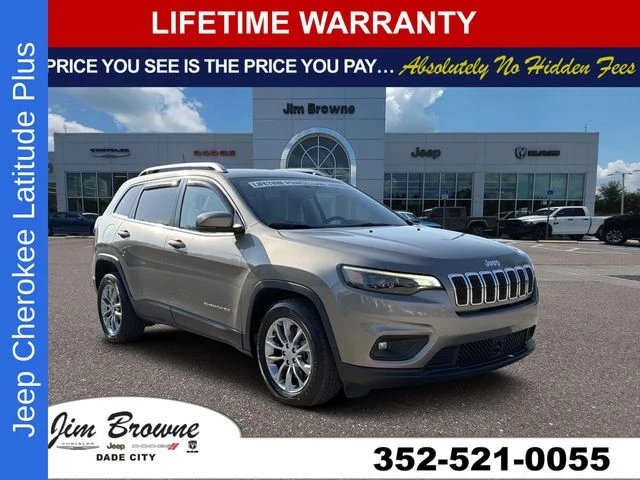 Used 2021 Beige Jeep Latitude Plus image 1