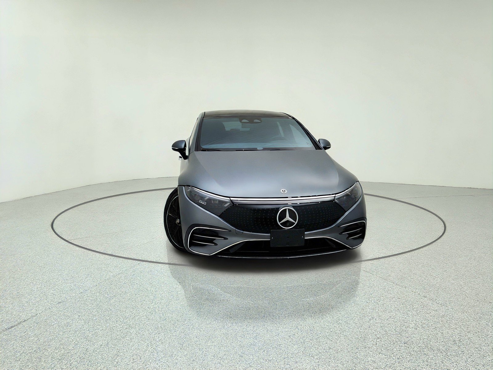 Certified Used 2022 MANUFAKTUR Selenite Grey Magno Mercedes-Benz EQS 450+ Exclusive Trim image 3