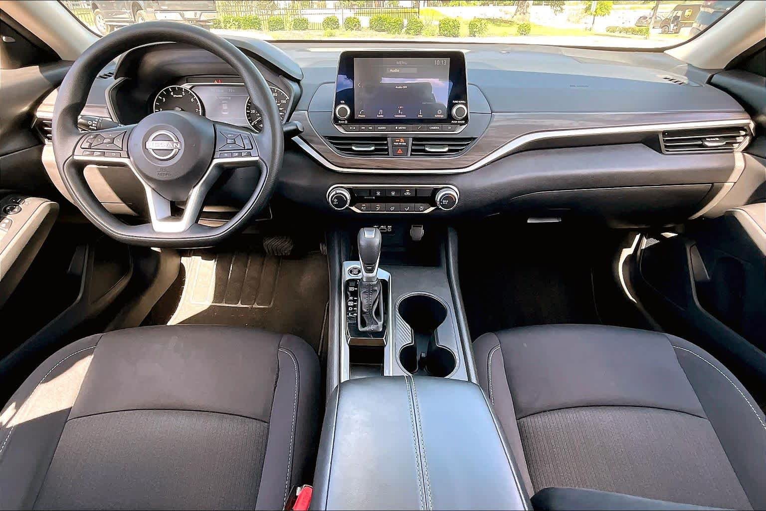 Certified Used 2025 Garnet Pearl Metallic Nissan SV image 16