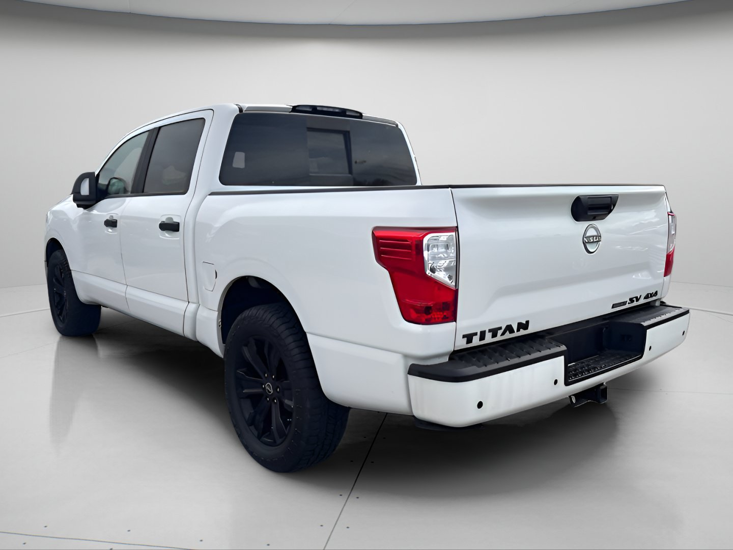 Used 2023 Glacier White Nissan SV image 11