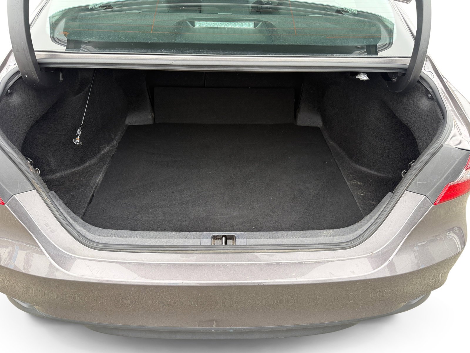 Used 2024 Predawn Gray Mica Toyota LE image 17