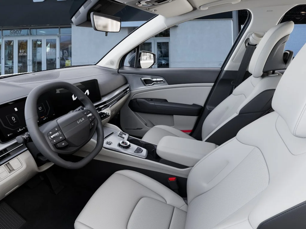 New 2027 Heritage Blue Kia EX image 17