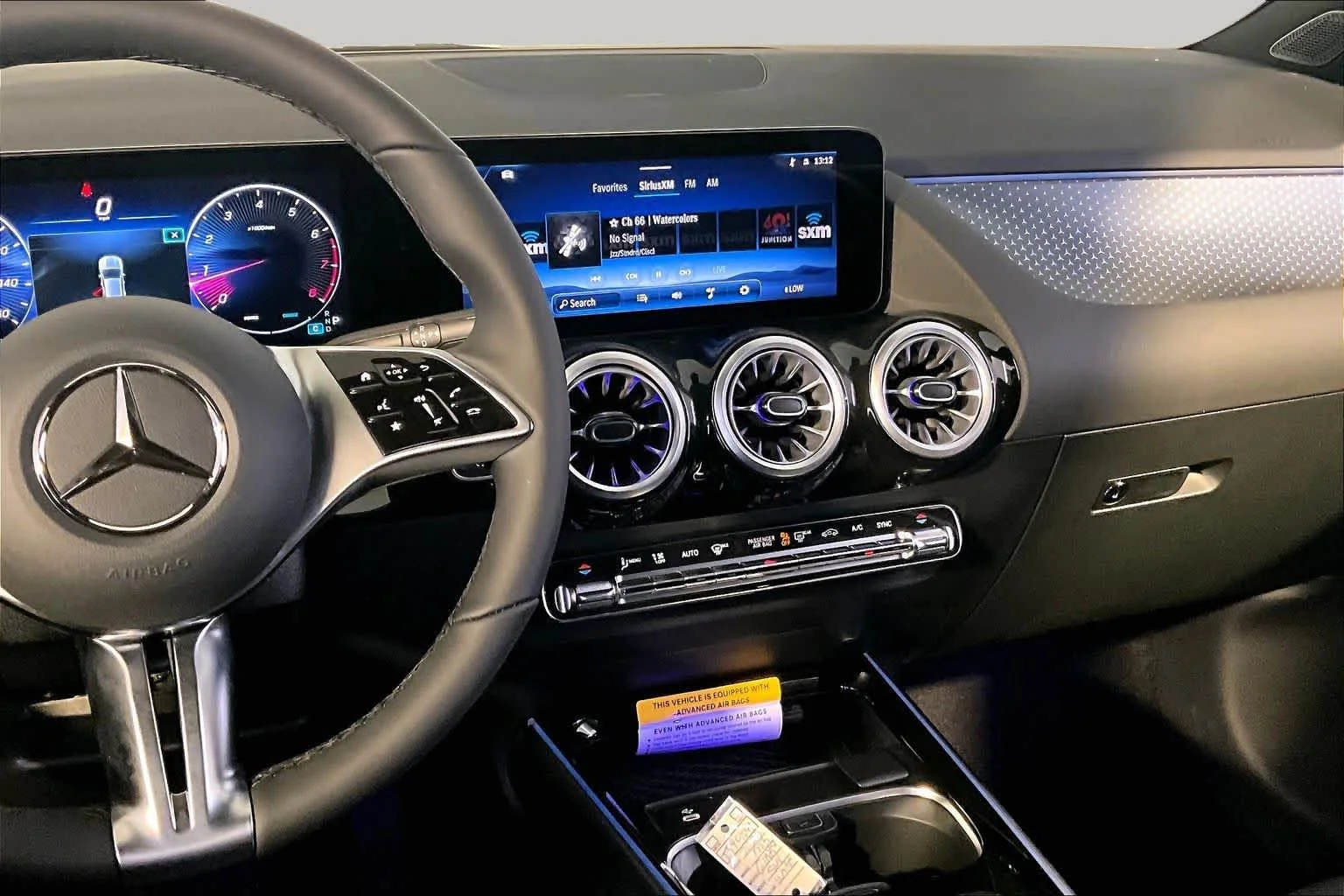 New 2026 Polar White Mercedes-Benz GLA 250 image 8