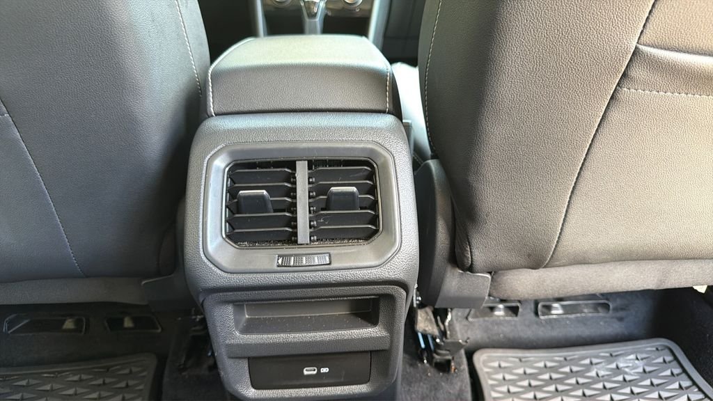Used 2022  Volkswagen 1.5T SEL image 27