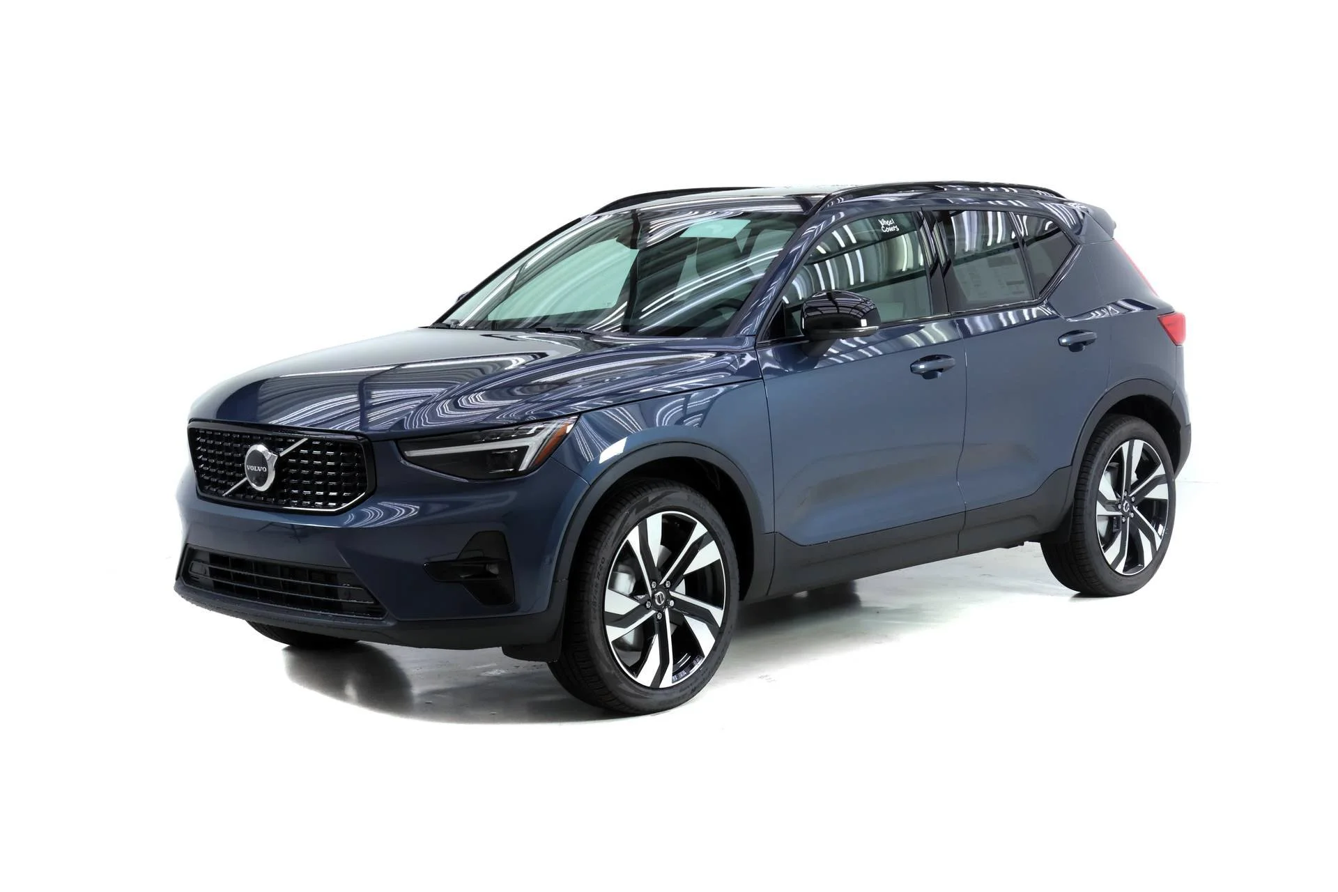 2026 Volvo XC40