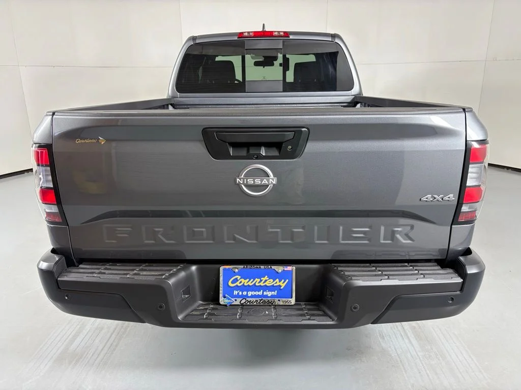 New 2026 Gray Nissan S image 7