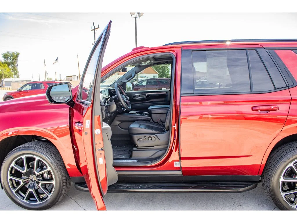 Certified Used 2025 Radiant Red Tintcoat Chevrolet RST image 34