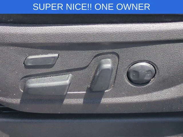 Used 2022 Gray Kia SX image 17