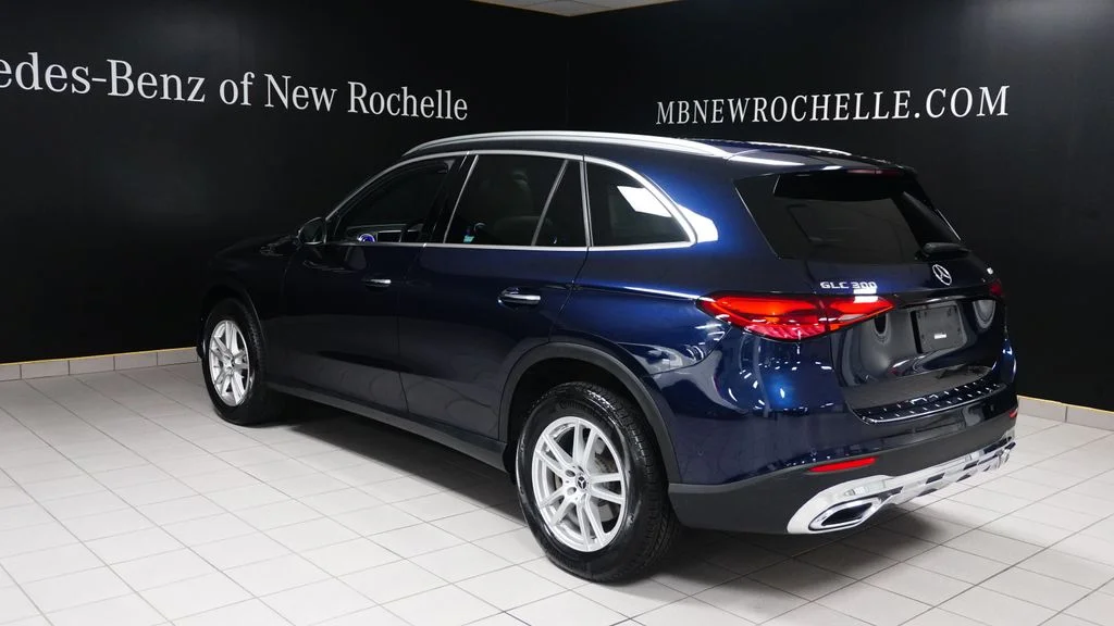 Certified Used 2023 Blue Mercedes-Benz GLC 300 image 38