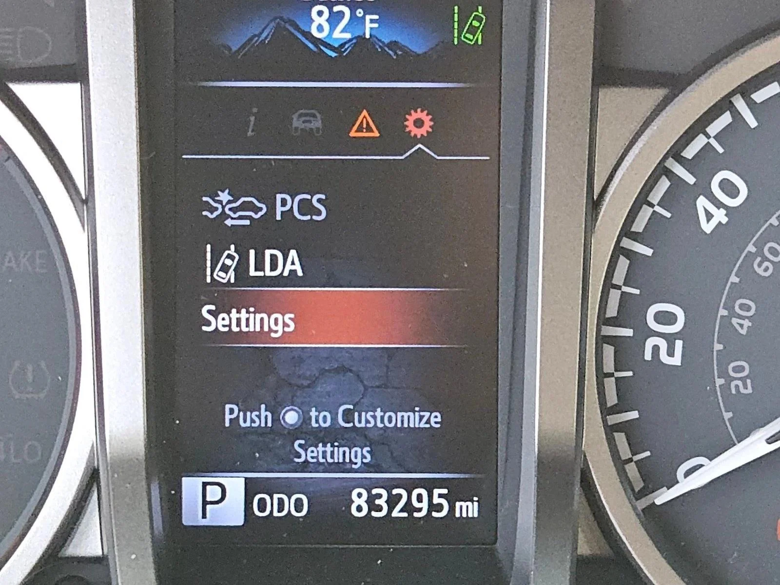 Used 2020 Cement Toyota SR5 image 10