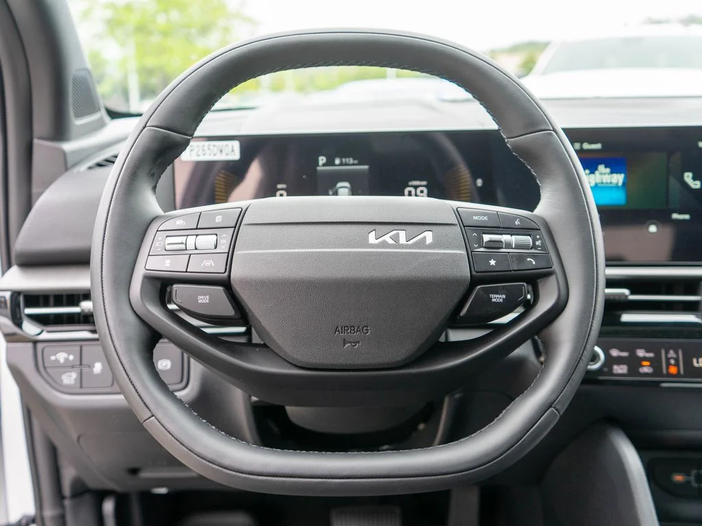 New 2026 Glacial White Pearl Kia X-Line image 15