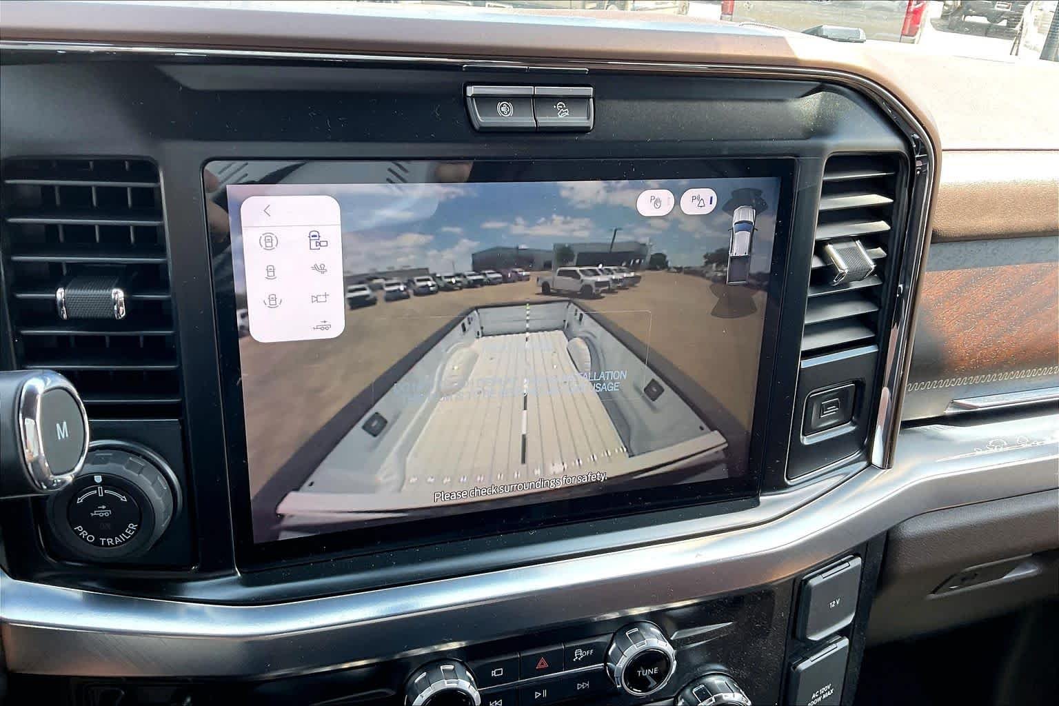 New 2026 Oxford White Ford F-350® King Ranch® image 19