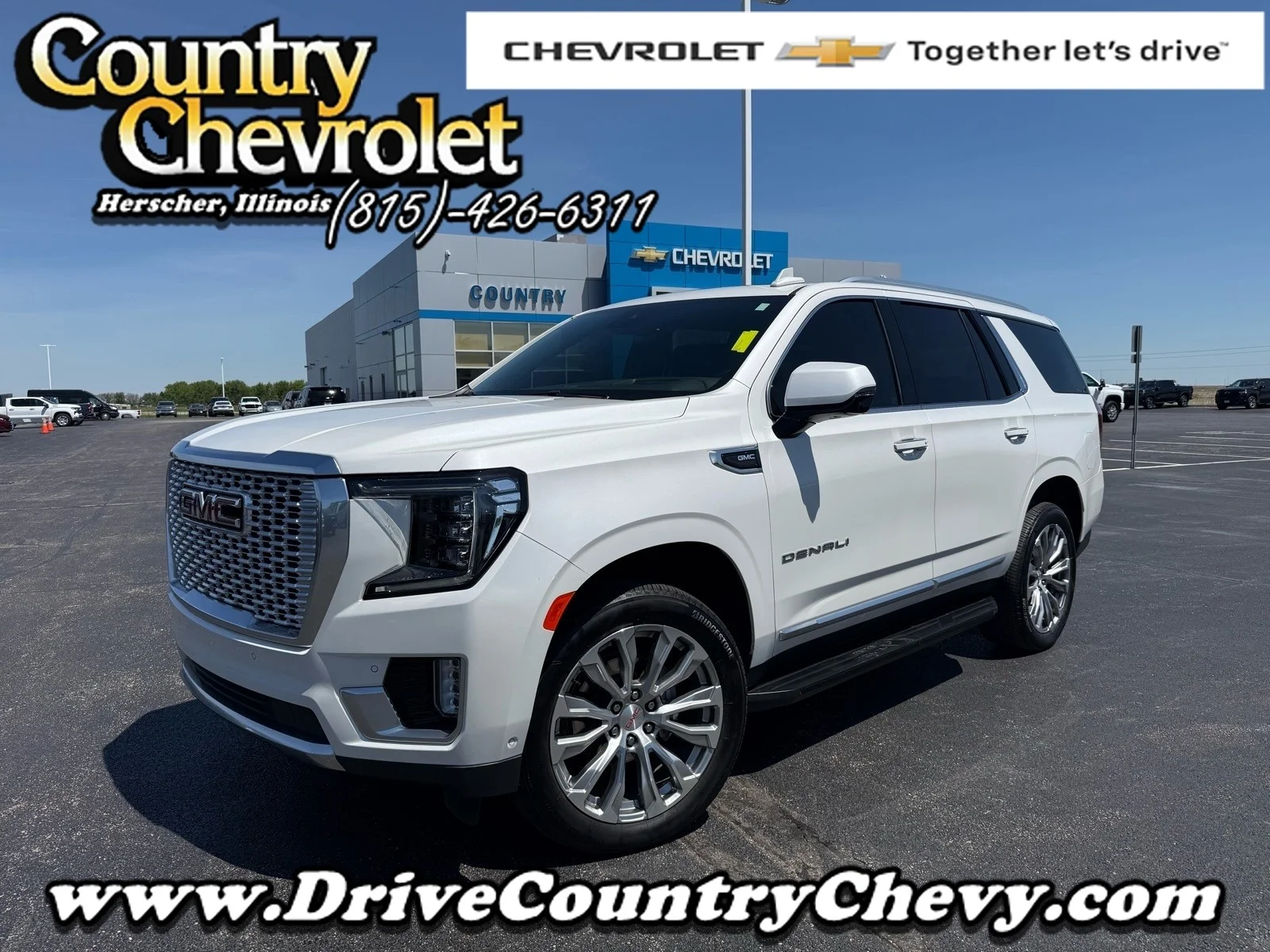 2024 GMC Yukon 4WD Denali's photo
