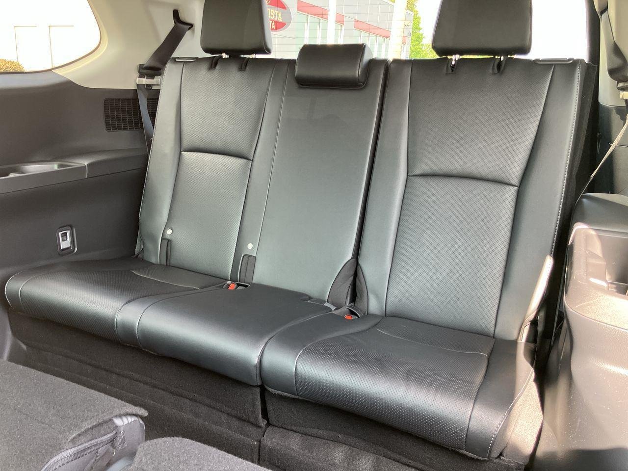 Used 2025 White (Wind Chill Pearl) Toyota Limited image 28
