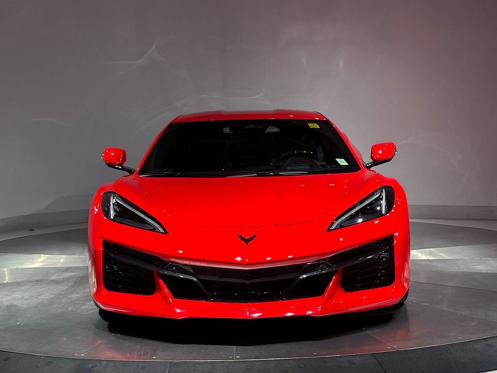 Used 2024 Red Chevrolet Z06 image 3