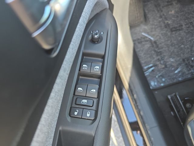 New 2026 Diamond Black Crystal Pearlcoat Jeep  image 13