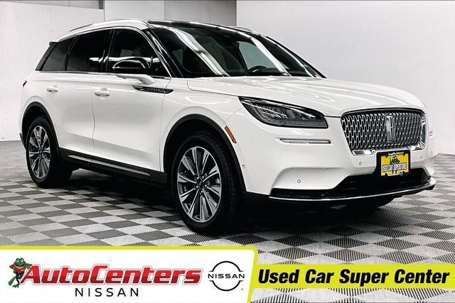Used 2022 Pristine White Metallic Tri-Coat Lincoln Reserve image 1