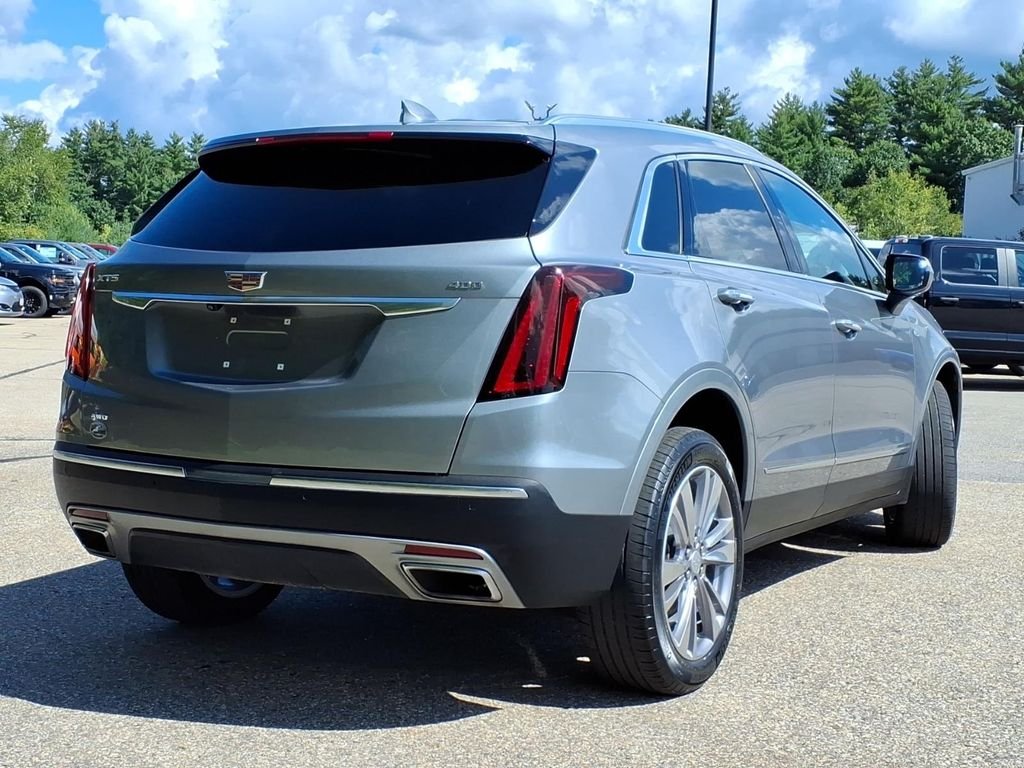 Certified Used 2025 Silver Metallic Cadillac Premium Luxury image 4