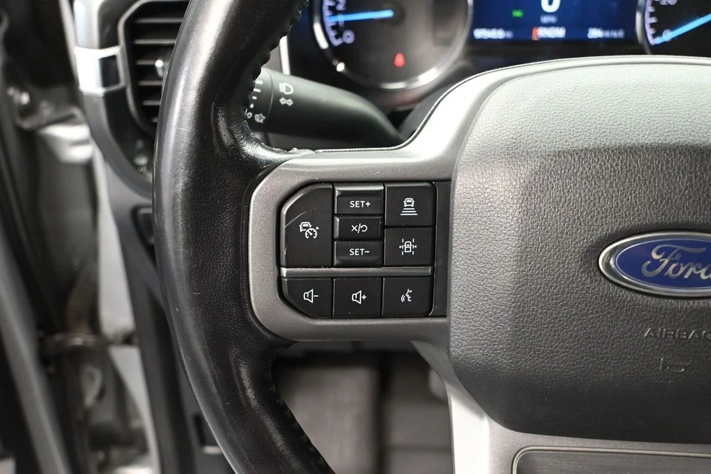 Used 2022 Silver Ford XLT image 22