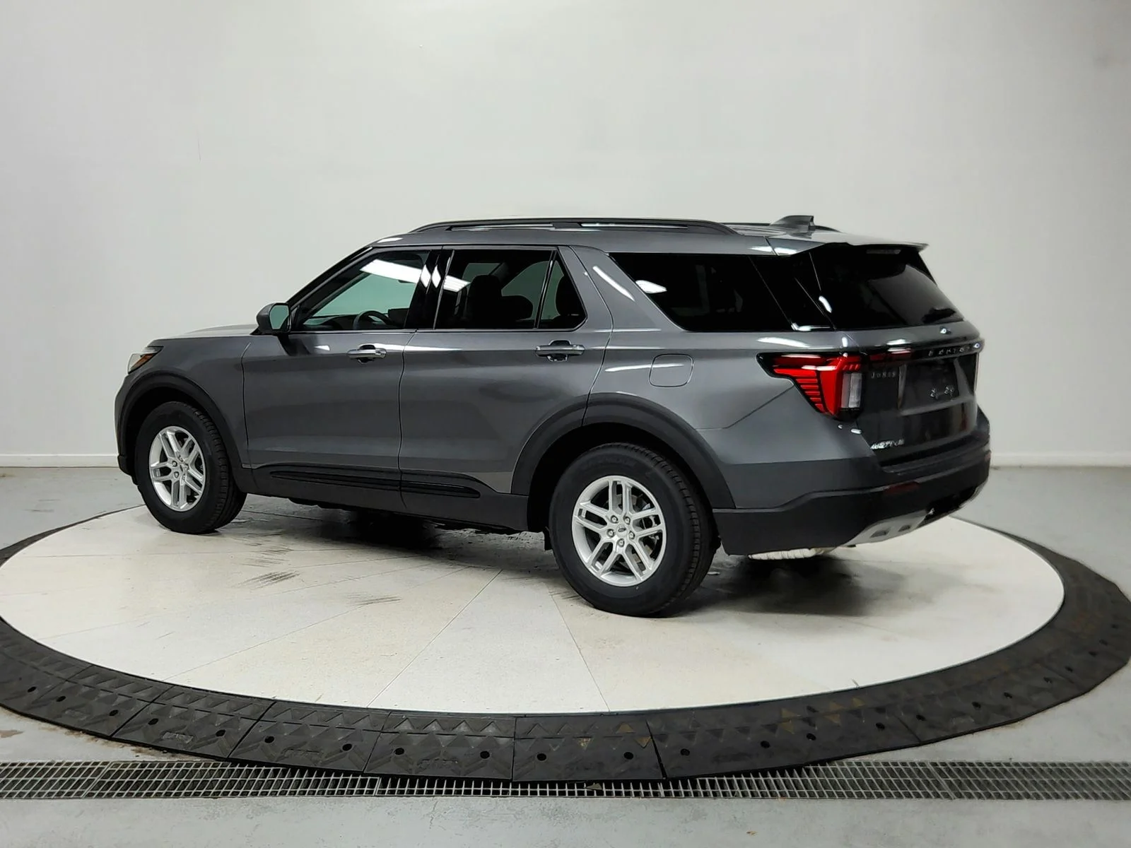 New 2026 Carbonized Gray Metallic Ford Active image 6
