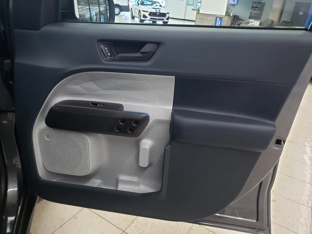 New 2025 Carbonized Gray Metallic Ford XLT image 16